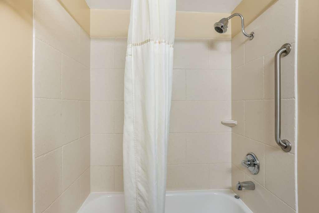 Best Western Plus University Park Inn & Suites State College Habitación foto