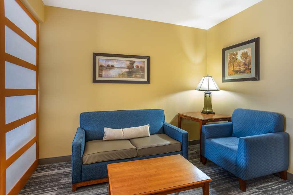 Best Western Plus University Park Inn & Suites State College Habitación foto