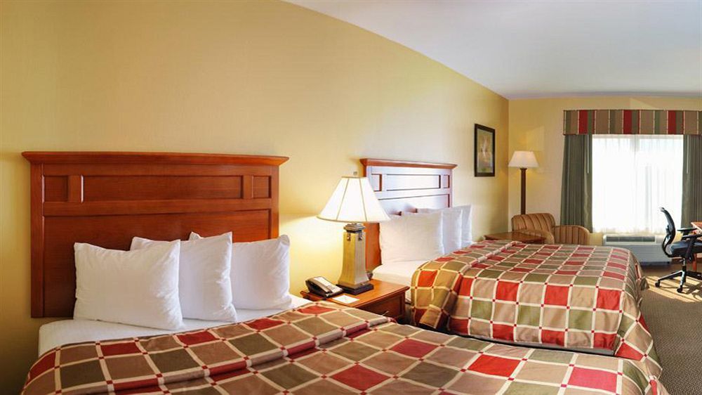 Best Western Plus University Park Inn & Suites State College Exterior foto