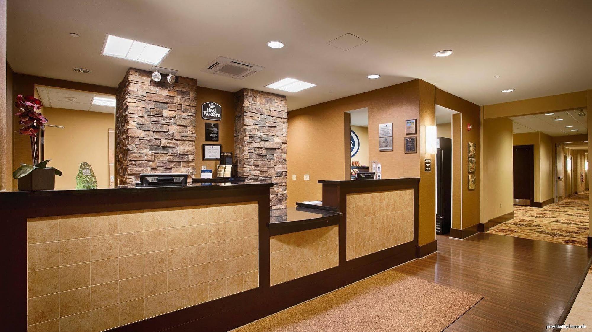 Best Western Plus University Park Inn & Suites State College Exterior foto