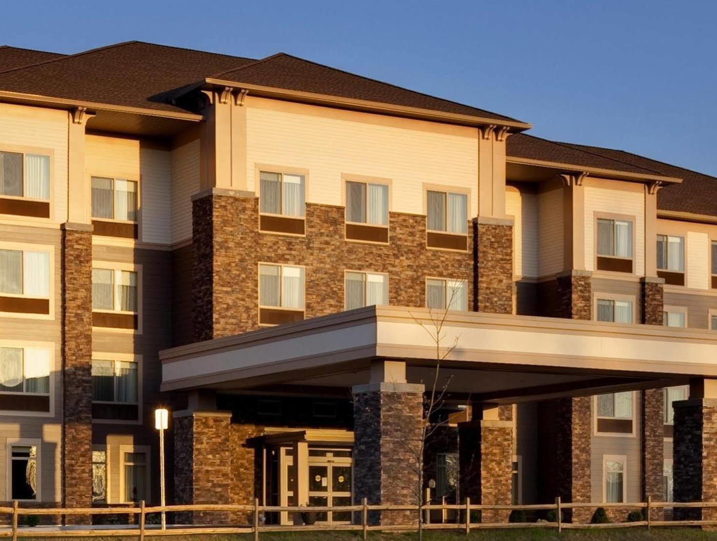 Best Western Plus University Park Inn & Suites State College Exterior foto